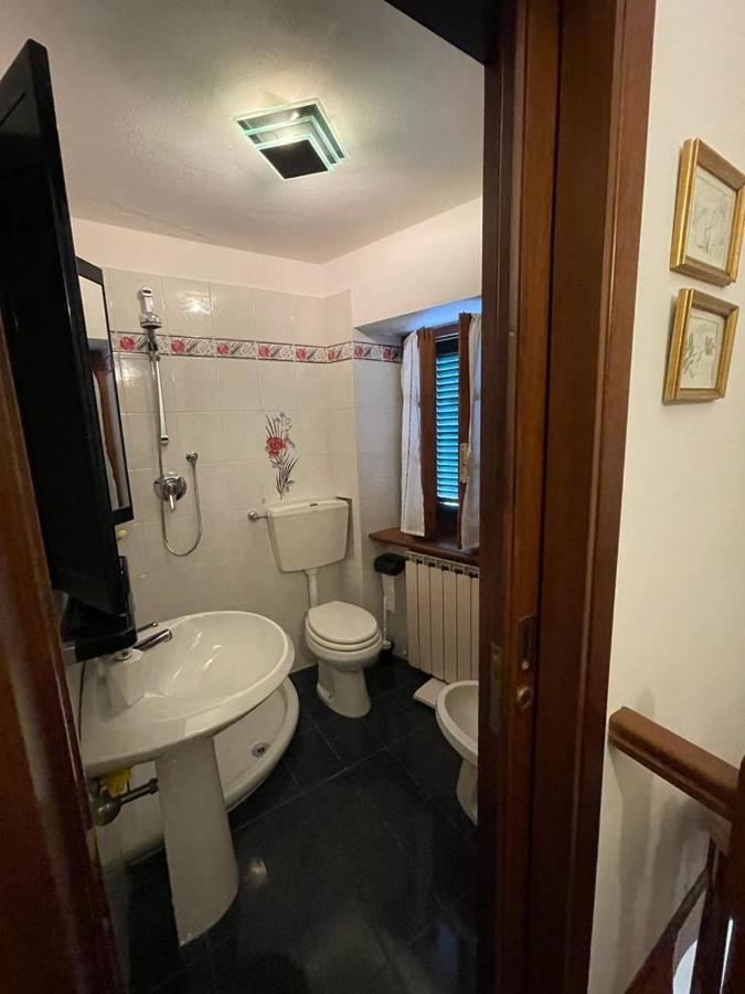 La Casa Di Franco Villa Ruosina Luaran gambar